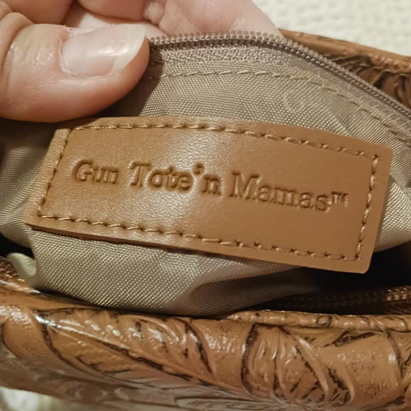 Concealed Carry Tan Tooled Cowhide Organizer Crossbody by Gun Tote'n Mamas EUC - Picture 5 of 16